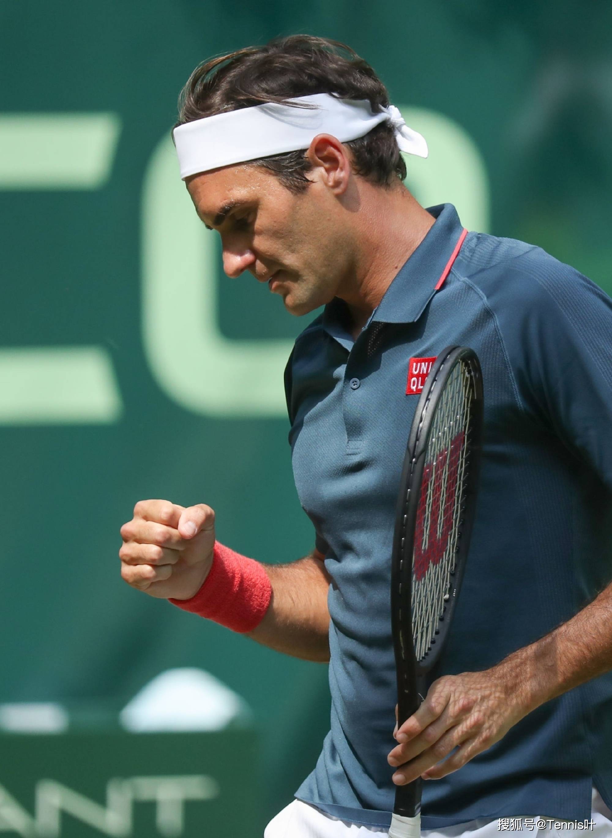 南宫体育-关于费德勒重返赛场，持续失利首场状态出色，G2观众沸腾！上演精彩一战的信息