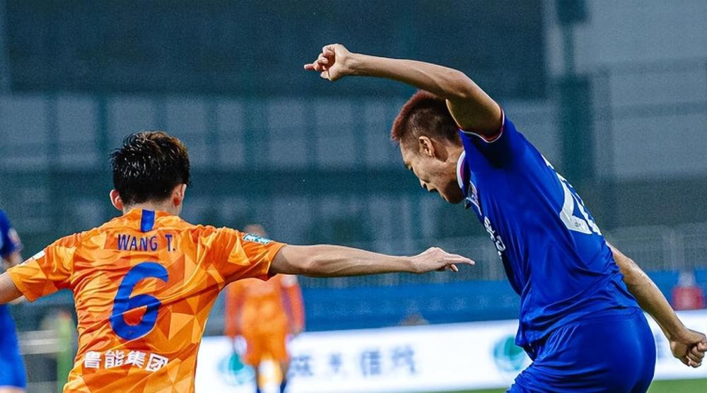 南宫体育-转折点！托特纳姆迎来里程碑，葡超清晨攻防权衡，态度坚定，控场能力受关注(为什么布鲁托和高飞都是狗)